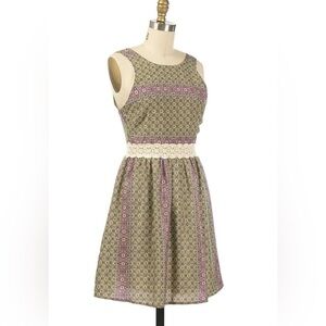 Everly Julia Lace Waist Skater Dress Floral Lace Green and Purple size Medium